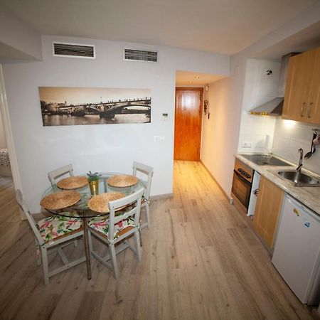 Apartamento Fedelena Sevilla Exterior foto